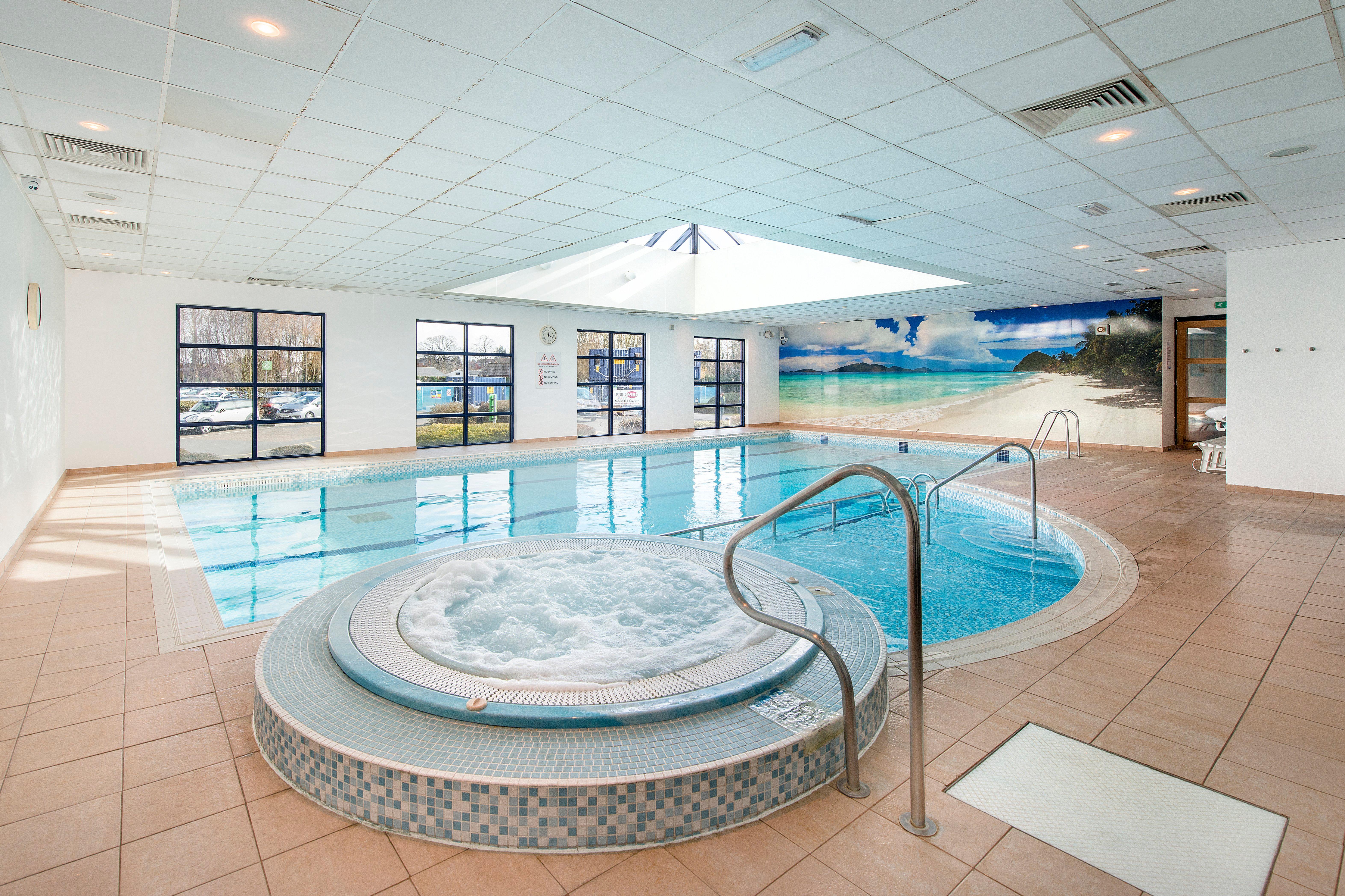 Holiday Inn London-Shepperton By Ihg Exterior foto